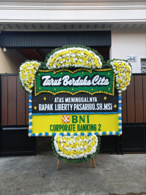 Papan Bunga Duka di Maleber